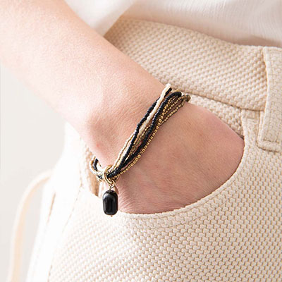 Armband - Nirmala Svart Onyx Guld - Bild 2