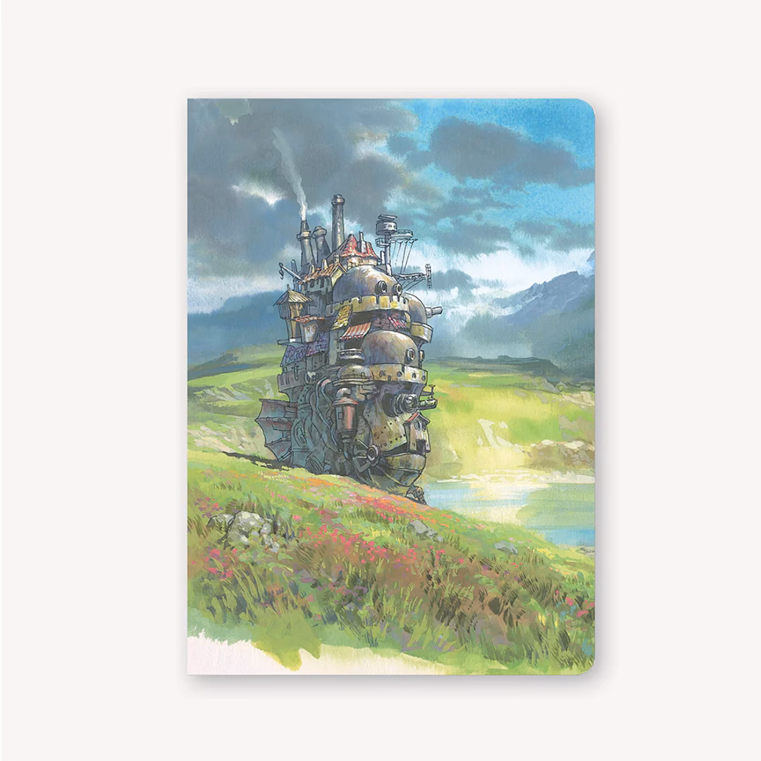 Anteckningsbok I A6 storlek med motiv från studio Ghibli på framsidan, Howls moving castle.